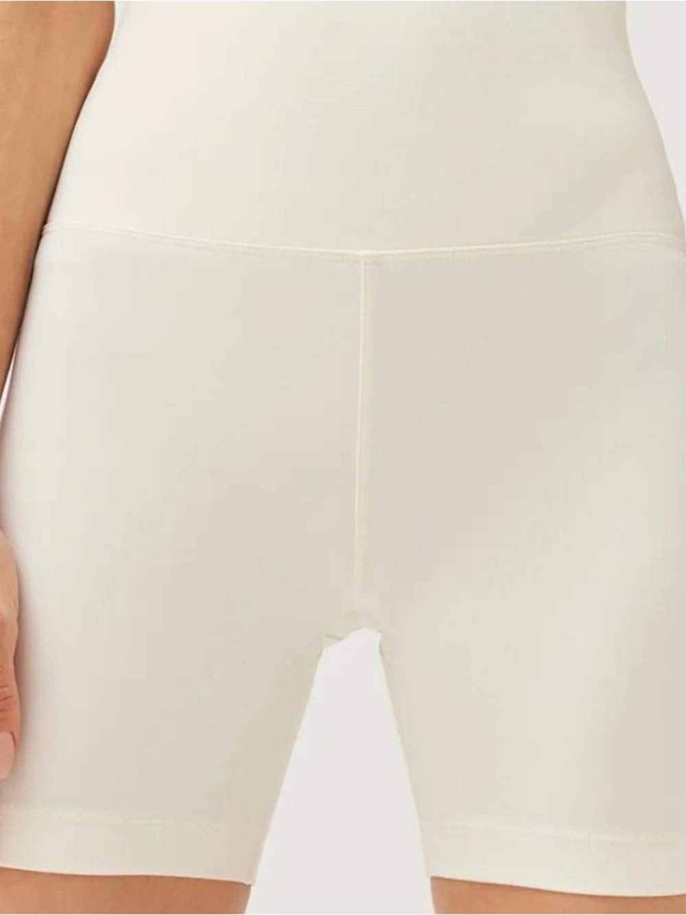 OUTDOOR VOICES Milk Stone FreeForm 5” Active Workout Running Bike Short Size S